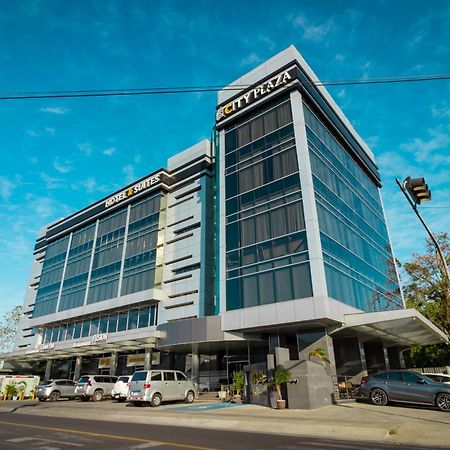 Hotel City Plaza & Suites David Exterior foto