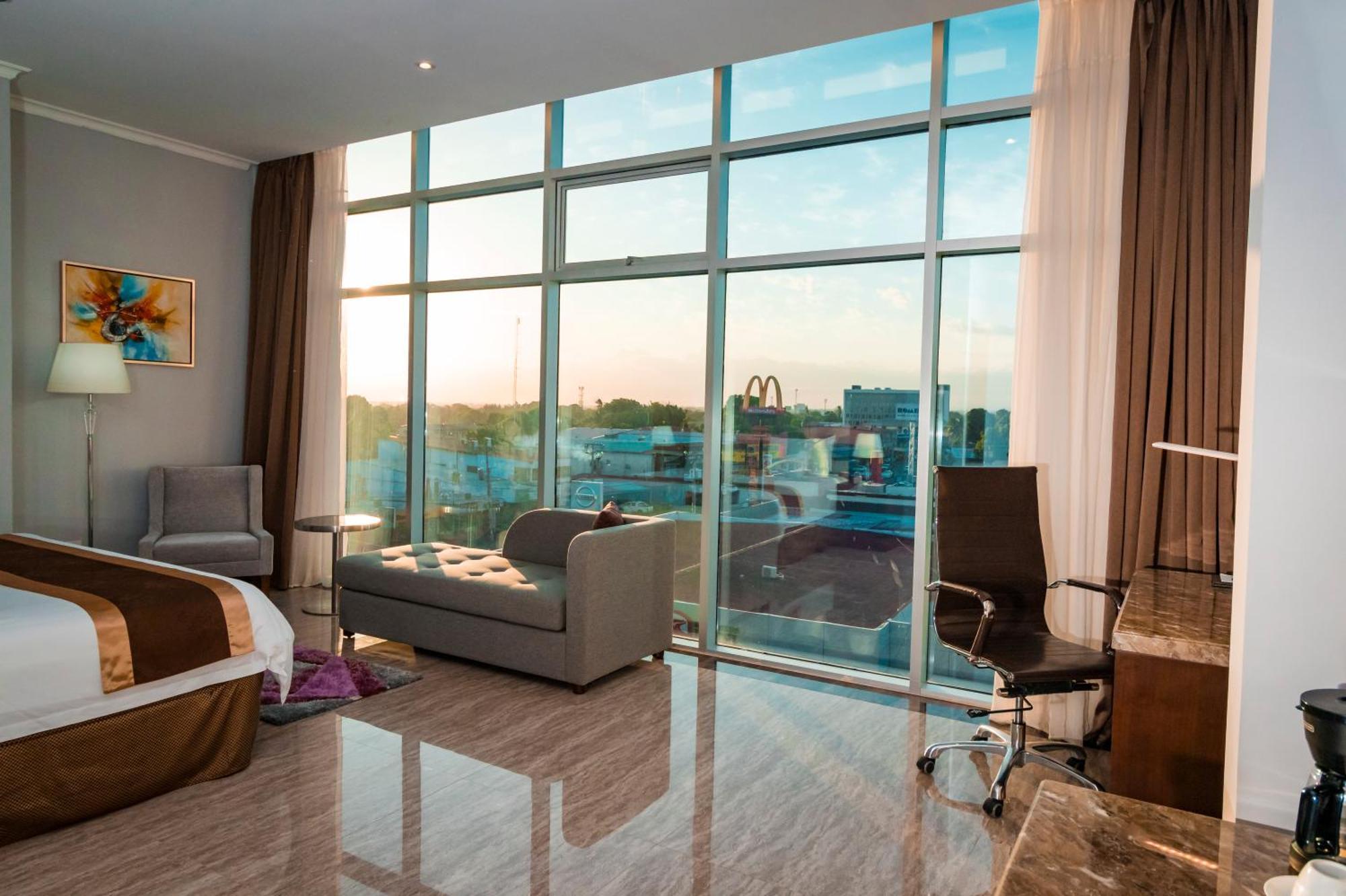 Hotel City Plaza & Suites David Exterior foto
